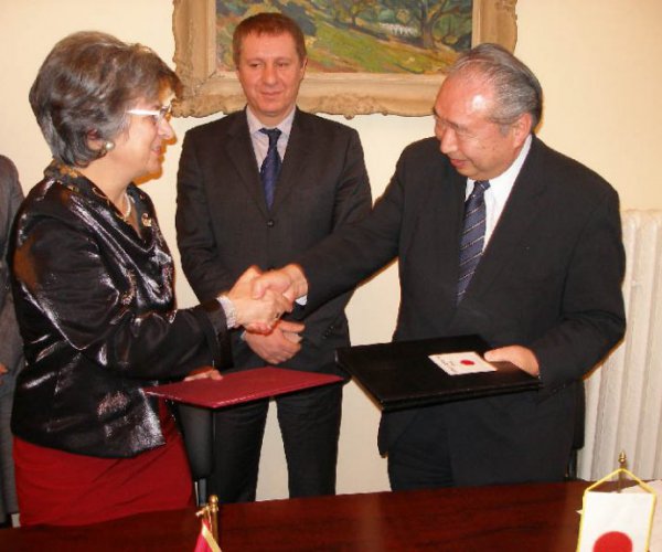 Svečana ceremonija primopredaje opreme za digitalizaciju knjiga