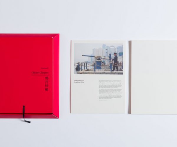 PERFORMANS NEJE TOMŠIĆ „ČAJ ZA PETORO. OPIJUMSKE LAĐE“ U NBCG