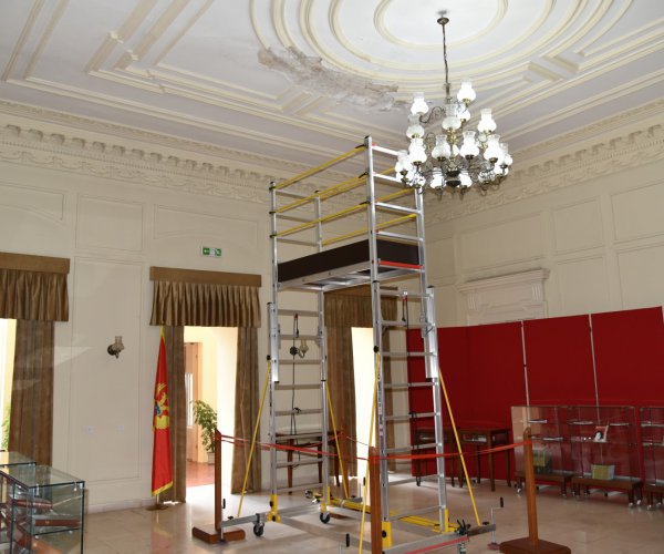 U NBCG „ĐURĐE CRNOJEVIĆ“ ZAPOČETI RADOVI NA SANACIJI SVEČANE SALE