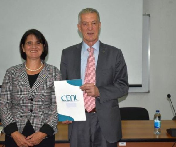 PREDSTAVNICI NBCG POSJETILI SU NACIONALNU I UNIVERZITETSKU BIBLIOTEKU BOSNE I HERCEGOVINE