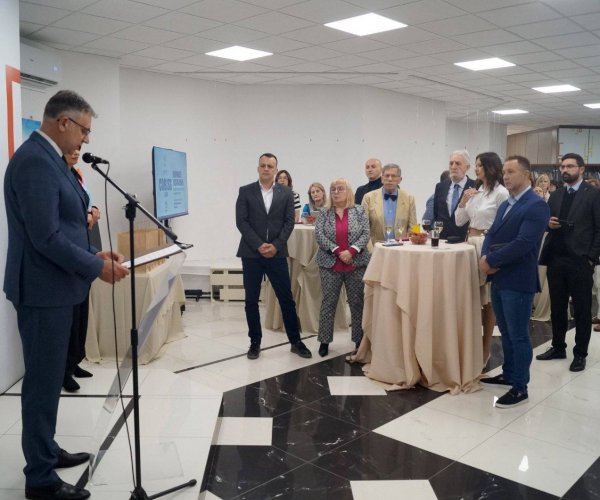 DIREKTOR NACIONALNE BIBLIOTEKE CRNE GORE PRISUSTVOVAO COBISS DANU  U NARODNOJ I UNIVERZITETSKOJ BIBLIOTECI REPUBLIKE SRPSKE 