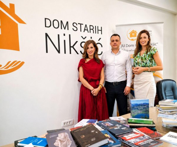 NATIONAL LIBRARY OF MONTENEGRO DONATES BOOKS TO THE 