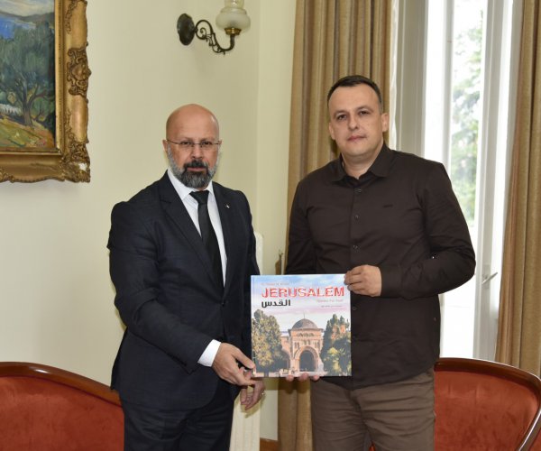 AMBASADOR PALESTINE U POSJETI NACIONALNOJ BIBLIOTECI CG