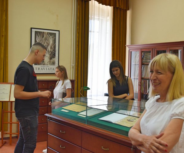 STUDENTS OF PODGORICA ART SCHOOL FOR MUSIC AND BALLET “VASA PAVIĆ” VISITED NLM